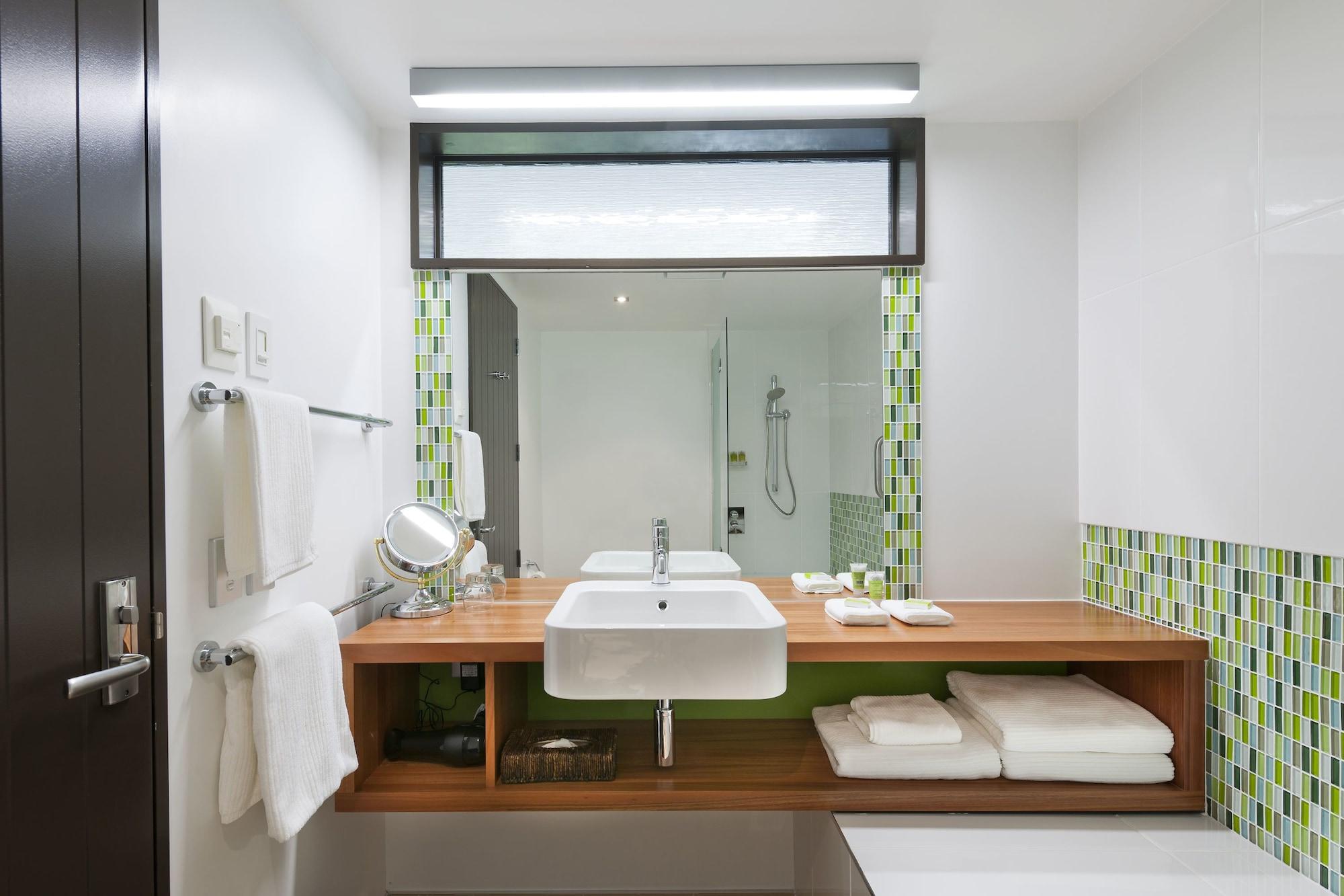 Legacy Te Waonui Hotel פרנץ ג'וזף מראה חיצוני תמונה