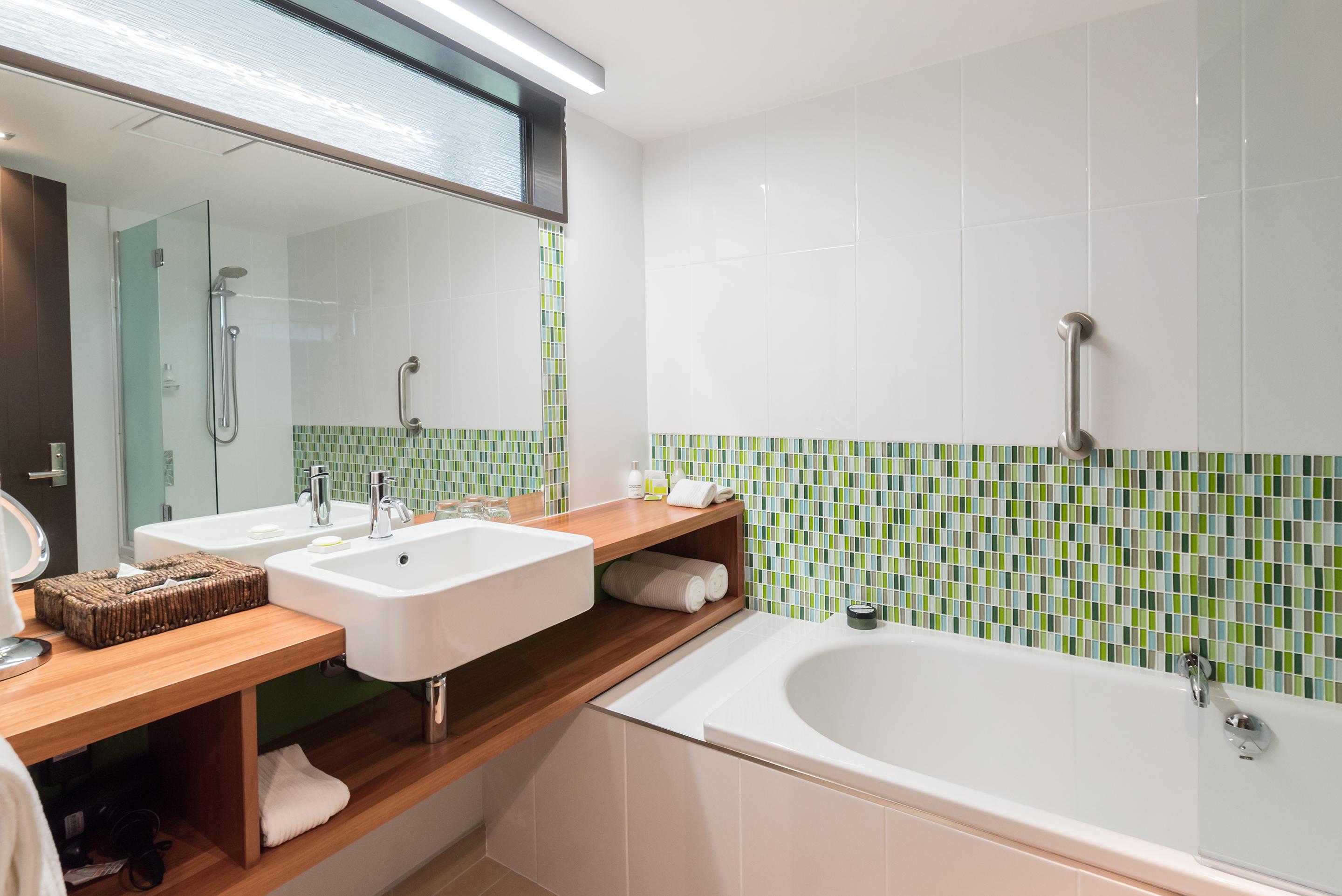 Legacy Te Waonui Hotel פרנץ ג'וזף מראה חיצוני תמונה