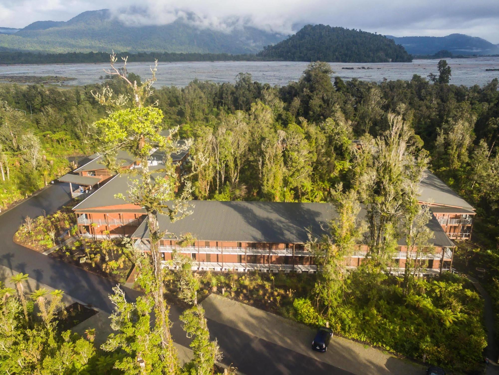 Legacy Te Waonui Hotel פרנץ ג'וזף מראה חיצוני תמונה